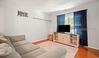 8 Waccamaw Way, Beaufort, SC 29906