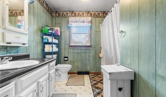 642 Horning Rd, Atwater, OH 44201