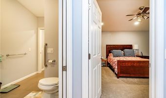65 Walnut Dr, East Greenwich, RI 02818