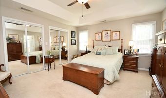 102 Meadow Creek Dr, Athens, GA 30605