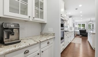 25 Weeping Willow Dr, Bluffton, SC 29910