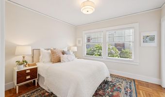 3244 Fernside Blvd, Alameda, CA 94501