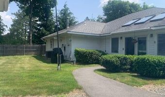 48 13th St, Bangor, ME 04401