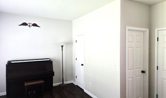1126 Woodlands Creek Way, Apex, NC 27502