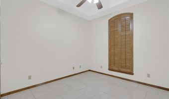 1607 N San Antonio St, Alton, TX 78573