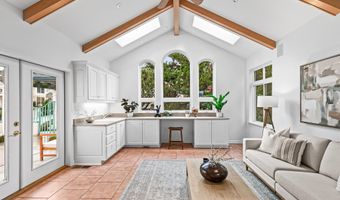 517 Lakota Way, Ashland, OR 97520