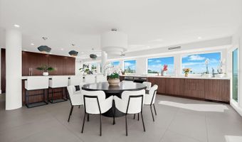811 N SHORE Dr, Anna Maria, FL 34216