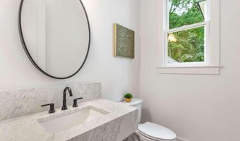 649 Home B, Atlanta, GA 30312