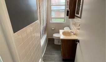 526 N Firestone Blvd, Akron, OH 44301