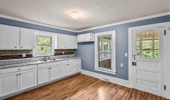 645 W Wainman Ave, Asheboro, NC 27203