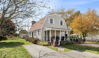 64 Juniper Trl, Narragansett, RI 02882