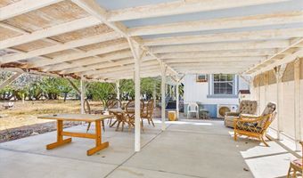 2722 N Saddleback Dr, Amargosa Valley, NV 89020