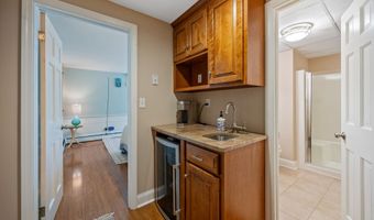 303 Beacon Hill Dr, Cheshire, CT 06410