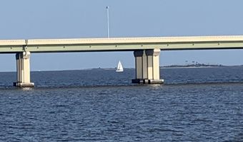 345 Bowen St, Biloxi, MS 39530