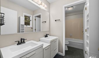 3236 Eastgate Pl #18, Anchorage, AK 99504