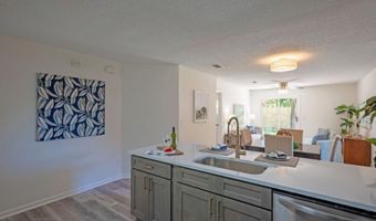 1145 STOCKS St, Atlantic Beach, FL 32233