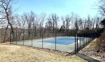 39 Manorwood Dr 39, Branford, CT 06405