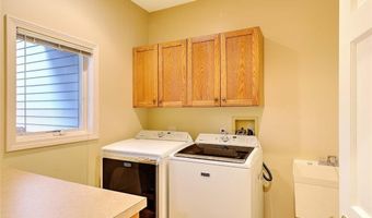 60 Pheasant Dr, East Greenwich, RI 02818
