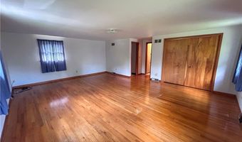 100 Chadwick Ln, Austintown, OH 44515