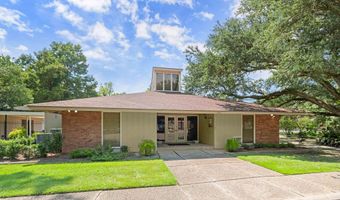 5645 Riverstone Dr, Baton Rouge, LA 70820