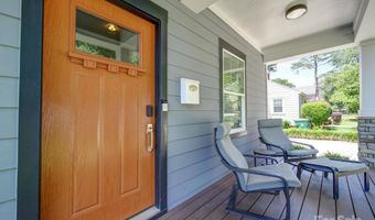 1421 Lyon Ct, Charlotte, NC 28205
