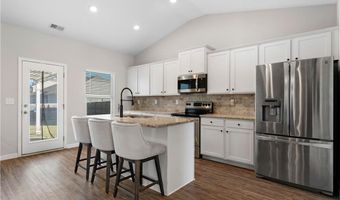 38 Winding Flower Walk, Adairsville, GA 30103