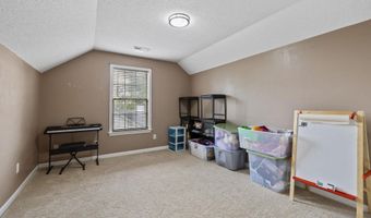 747 Onyx Cir, Boiling Springs, SC 29316