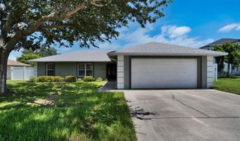 130 EVERGREEN Dr, Auburndale, FL 33823