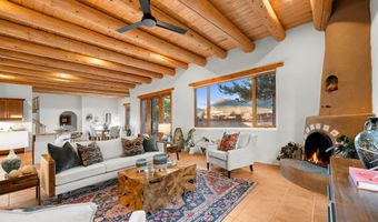 9 Desiderio Rd, Arroyo Seco, NM 87514