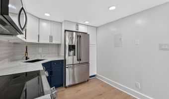 1401 N RHODES St 604, Arlington, VA 22209