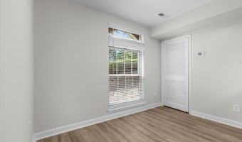 3318 WOODBURN VILLAGE Dr T3, Annandale, VA 22003