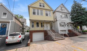 127 W 51ST St, Bayonne, NJ 07002