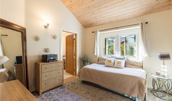 2305 Sugarloaf Dr, Agoura Hills, CA 91301