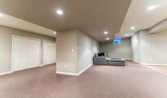 5 Hidden Valley Rd, Andover, NJ 07860