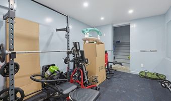 31 Hallron St, Boston, MA 02136