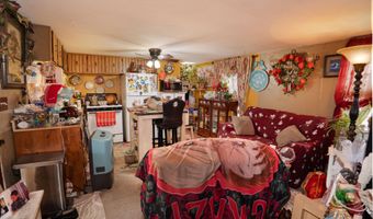 100 LA JARA St, Bloomfield, NM 87413