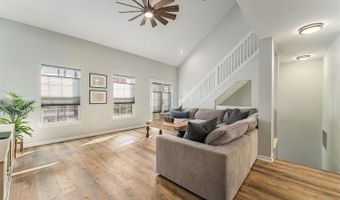 1043 Maiden Ln, Ann Arbor, MI 48105