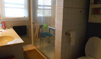 402 N College St, Albany, MO 64402