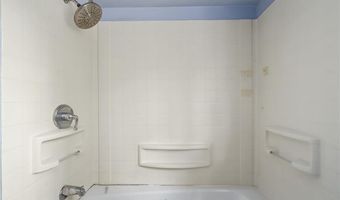 15 Atlantic Ave, North Providence, RI 02904