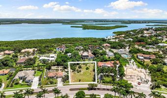 761 S BARFIELD Dr, Marco Island, FL 34145