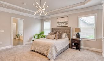 205 Colfax Dr, Boiling Springs, SC 29316