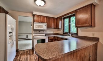212 Robin Rd, Amherst, NY 14228
