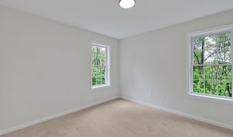 9 A Alice Dr, Burlington, CT 06013