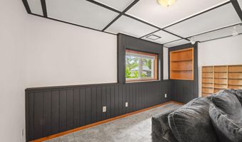 550 Mckinley St, Anoka, MN 55303