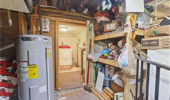 70 Perkins Ave, Cranston, RI 02910