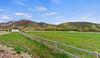 10004 E 325, Huntsville, UT 84317