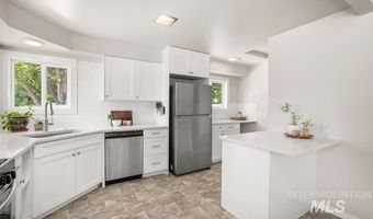 7308 W Maxwell Dr, Boise, ID 83704