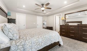 800 Dipper Ln 3, Aurora, OH 44202