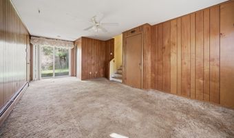 218 Woodland Ave, Bloomfield, CT 06002