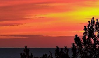 22 E 7TH St, Barnegat Light, NJ 08006